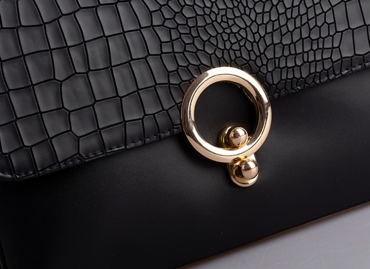 کیف زنانه پوست ماری