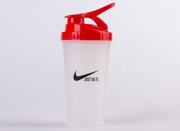 شیکر ورزشی طرح Nike