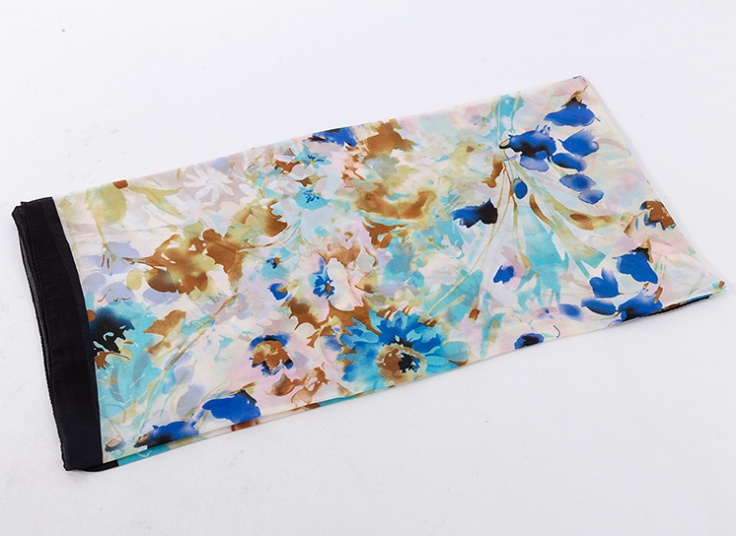 روسری طرح گل MGS