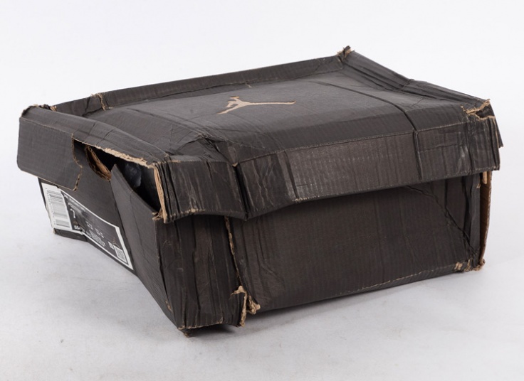 کتانی زنانه Nike Air Jordan 1