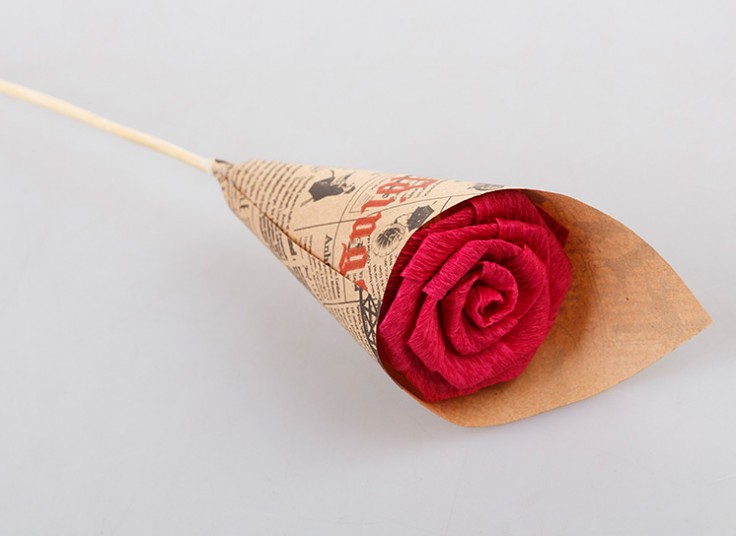 گل رز کاغذی