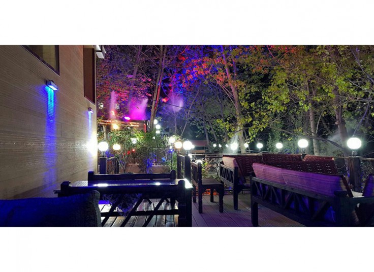 قلیان باغچه رستوران کنعان