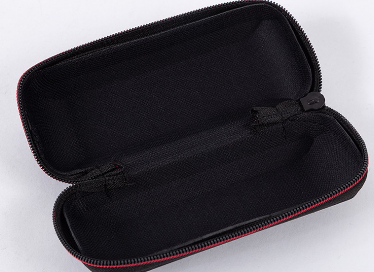 کیف محافظ عینک