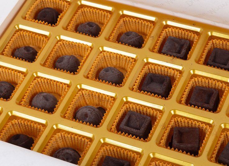 شکلات کادویی DUTTAI MOON