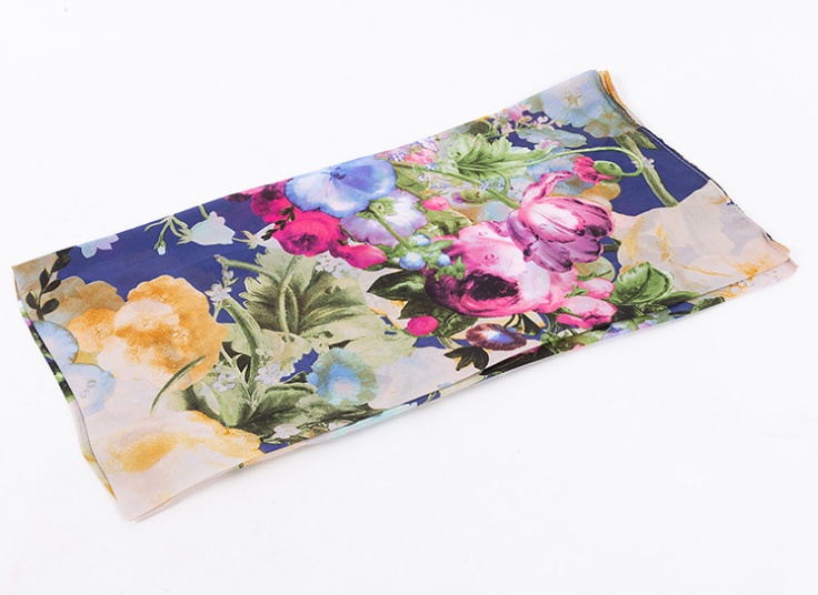 روسری چاپی طرح گل