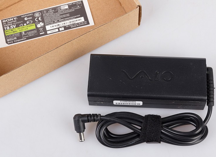 انواع شارژر لپ تاپ