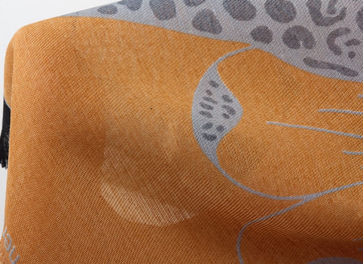 شال طرح دار