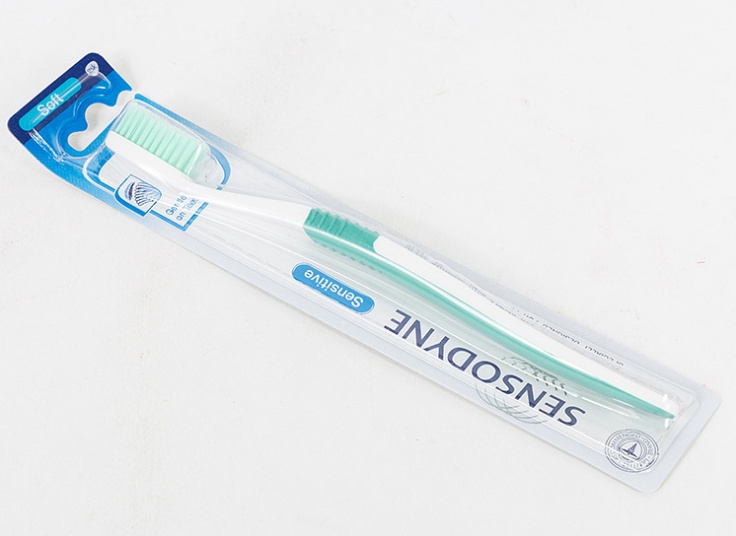 مسواک SENSODYNE مدل Sensitive Soft