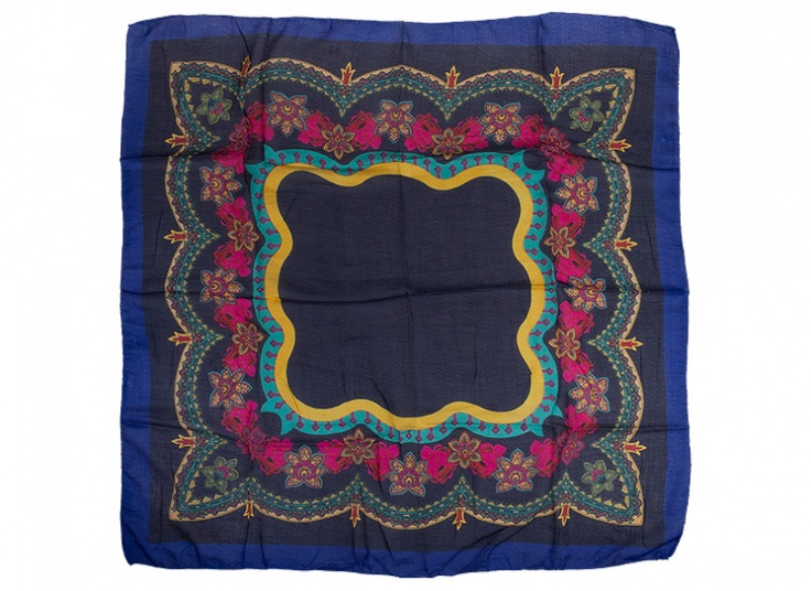 روسری نخی طرحدار