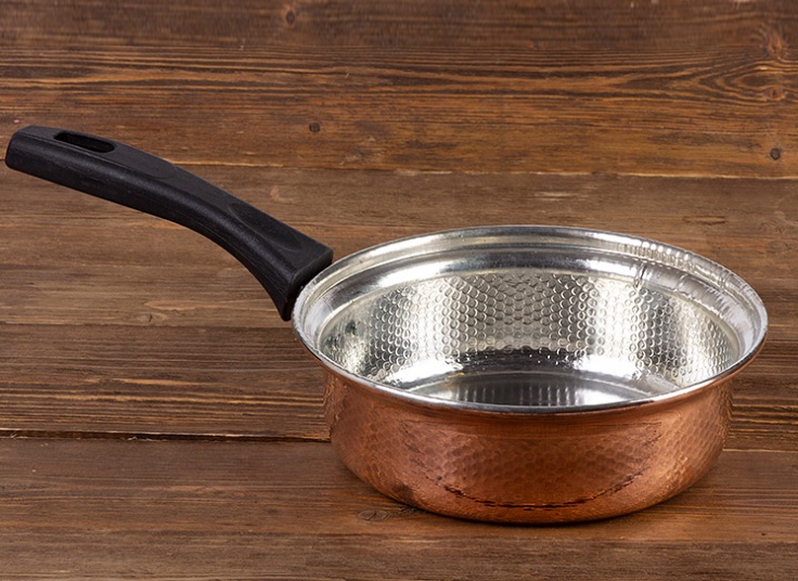 ظروف آشپزخانه مسی