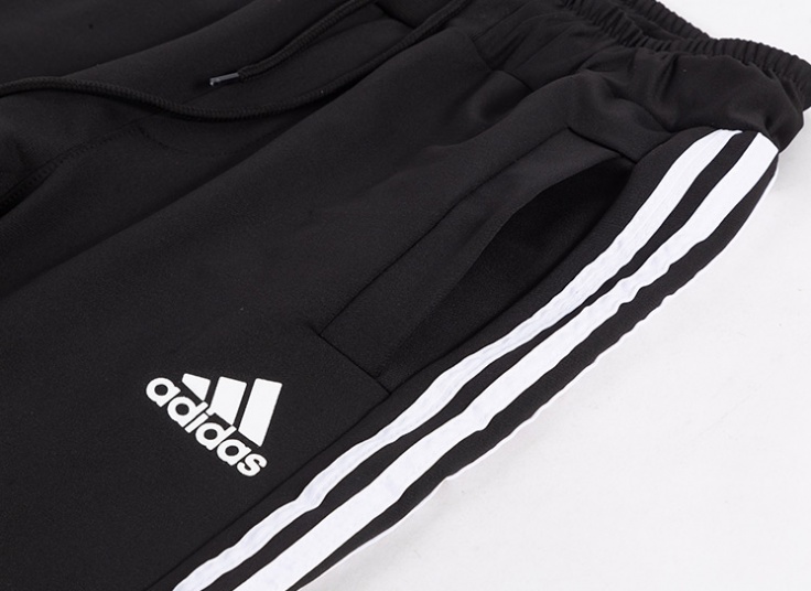 شلوار ورزشی طرح adidas
