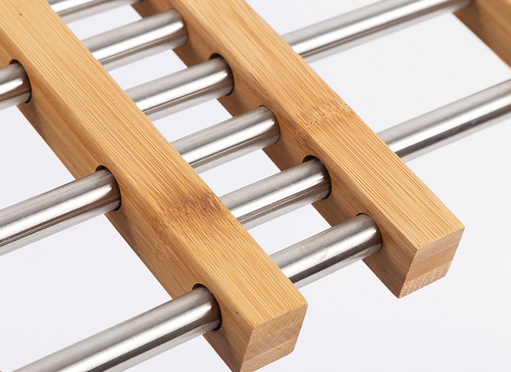 زیر قابلمه‌ای فلزی کشویی