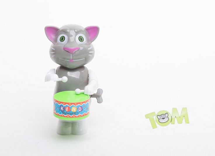 عروسک Talking Tom