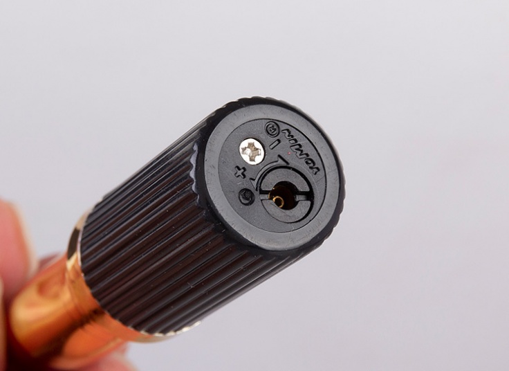 فندک مدل رژلب YOMIN