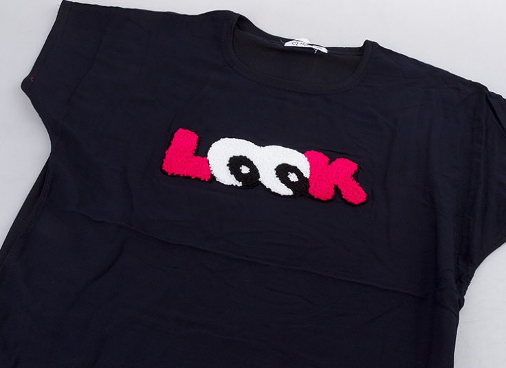 تیشرت طرح برجسته زنانه Madook