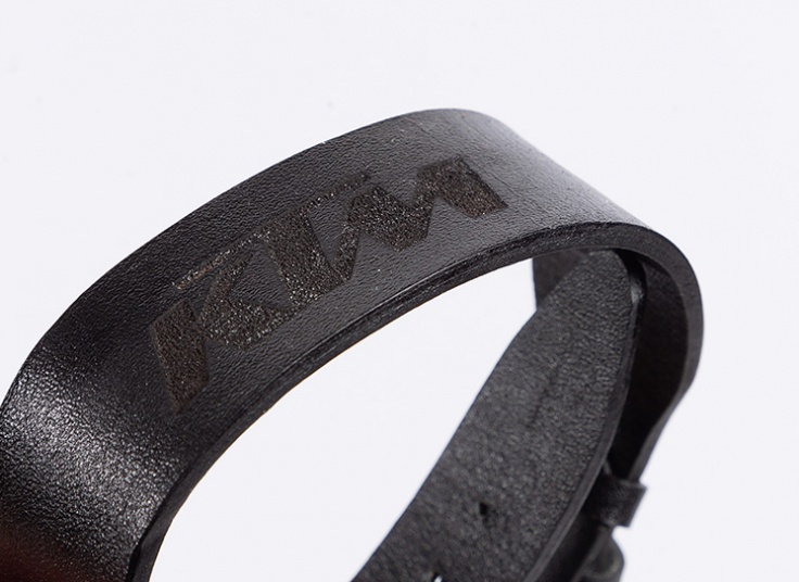 دستبد چرم طبیعی