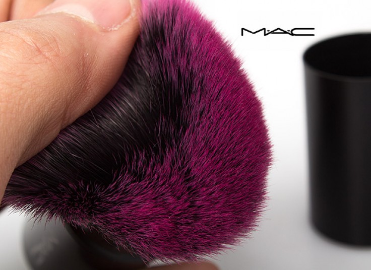 شوت رژگونه MAC