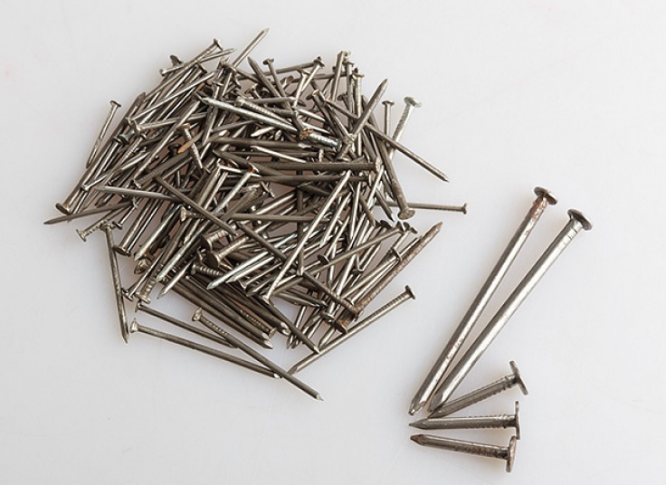 پکیج میخ فلزی