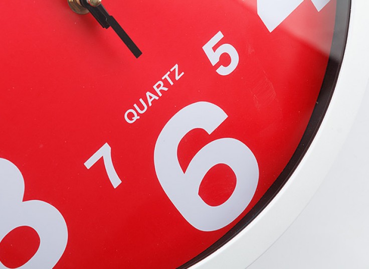 ساعت دیواری QUARTZ