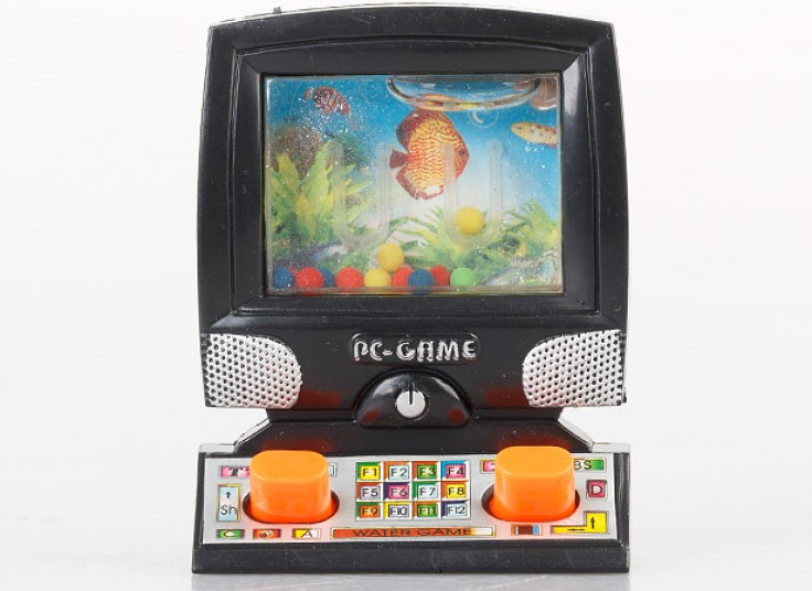 بازی دستی aqua