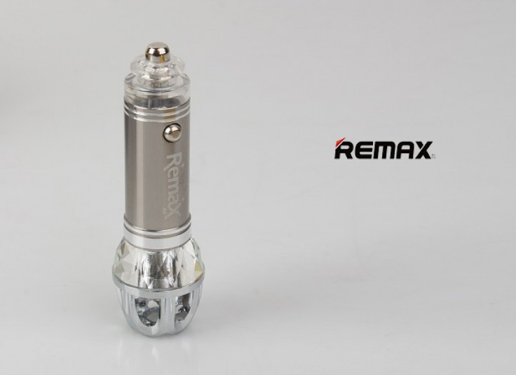 دستگاه تصفیه هوا خودرو Remax Air