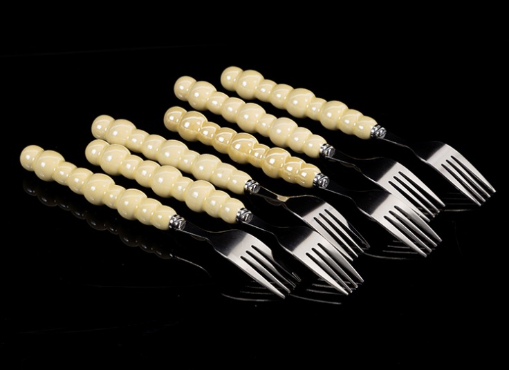 کارد و چنگال دسته مرواریدی