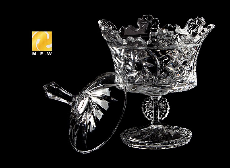 شکلات خوری پایه دار تاجی MEW