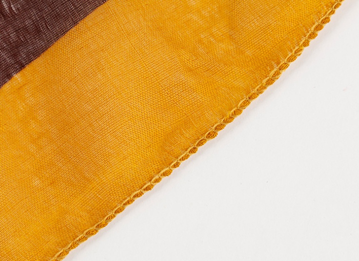 روسری نخی طرح دار زنانه