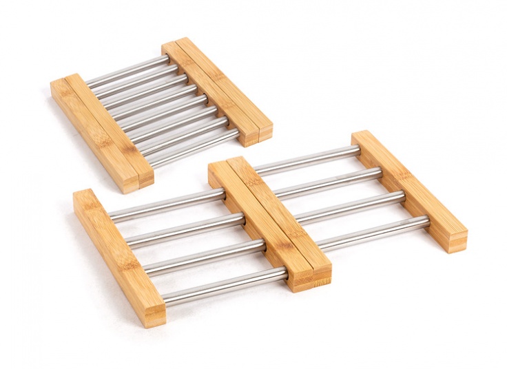 زیر قابلمه‌ای فلزی کشویی