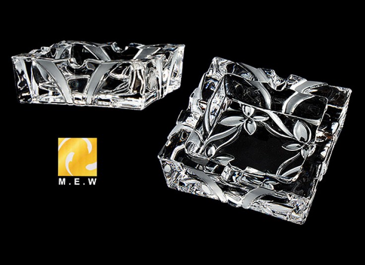 زیر سیگاری بلور تراش دار MEW