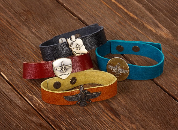 دستبند چرمی