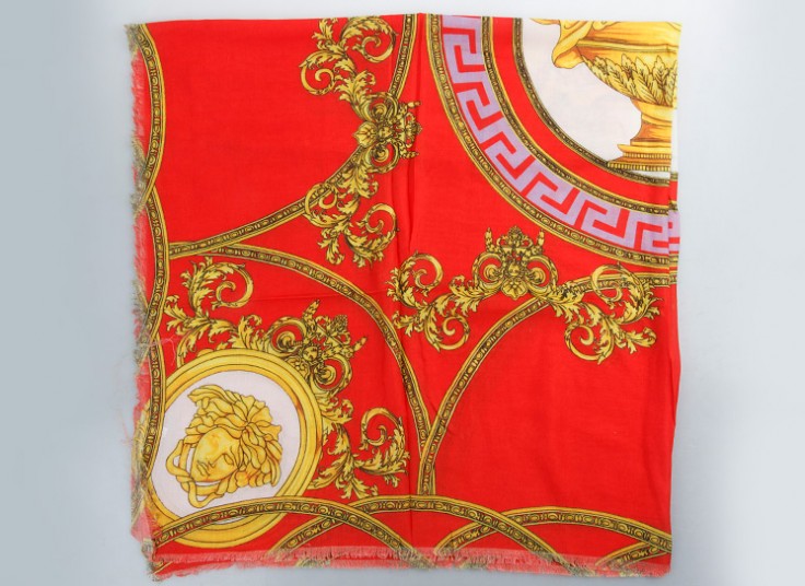 روسری طرح VERSACE