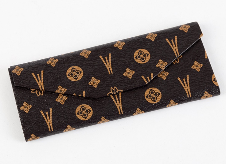 کیف عینک مثلثی مدل تاشو