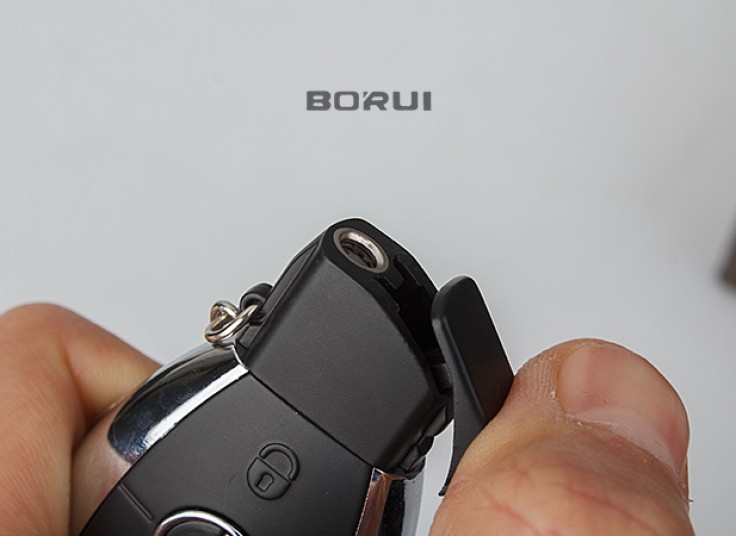 دو مدل فندک و زیرسیگاری BORUI