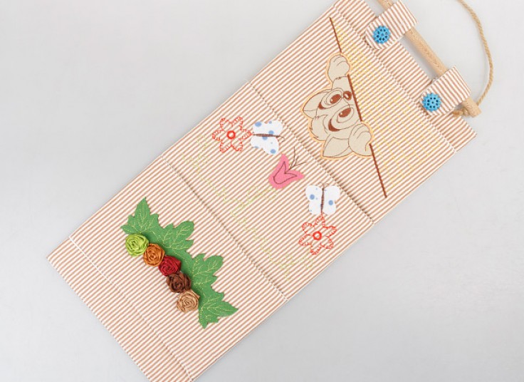 آویز پارچه ای لوازم کودک