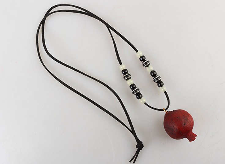 گردنبند انار طبیعی
