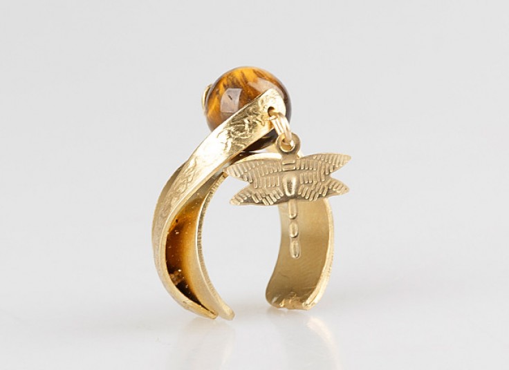 انگشتر ماه تولد