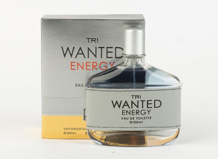 عطر و ادکلن Sniff و TRI