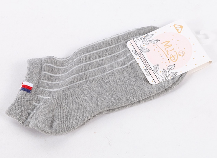 جوراب مچی زنانه M.L.D طرح Tommy