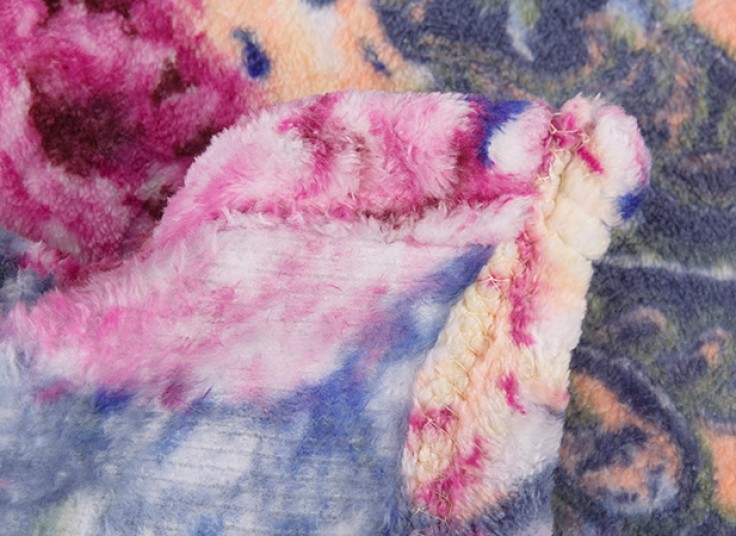 پتو طرحدار SENFELA