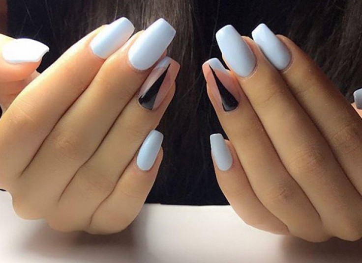 خدمات ناخن پانیذ