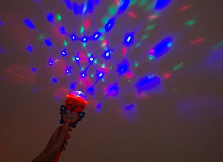 چوب جادویی رقص‌نور