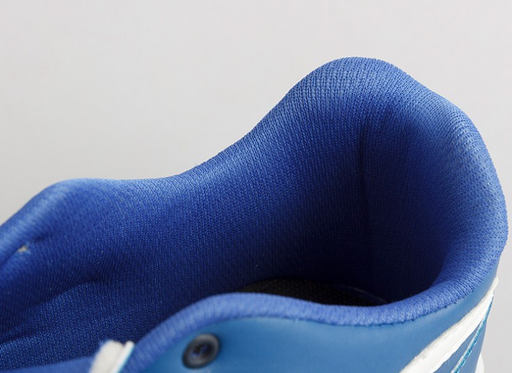 کفش فوتبالی طرح NIKE