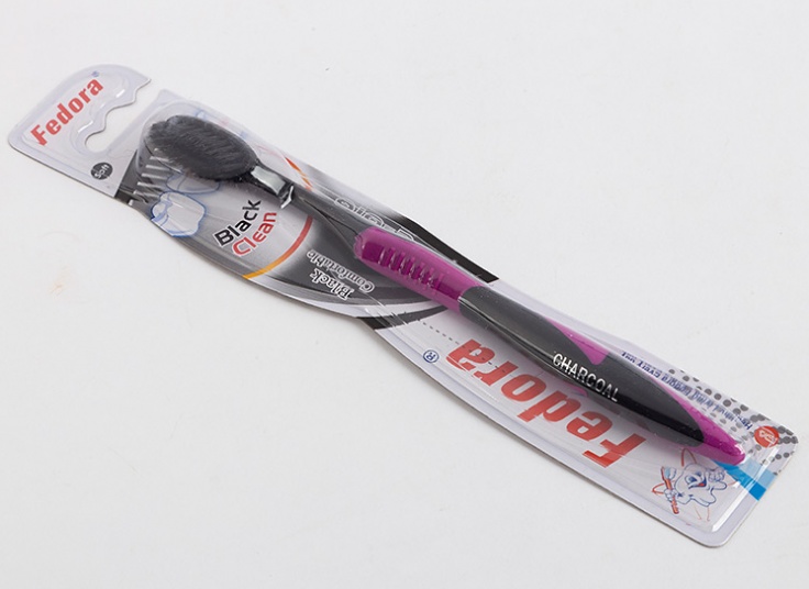 مسواک زغالی Fedora