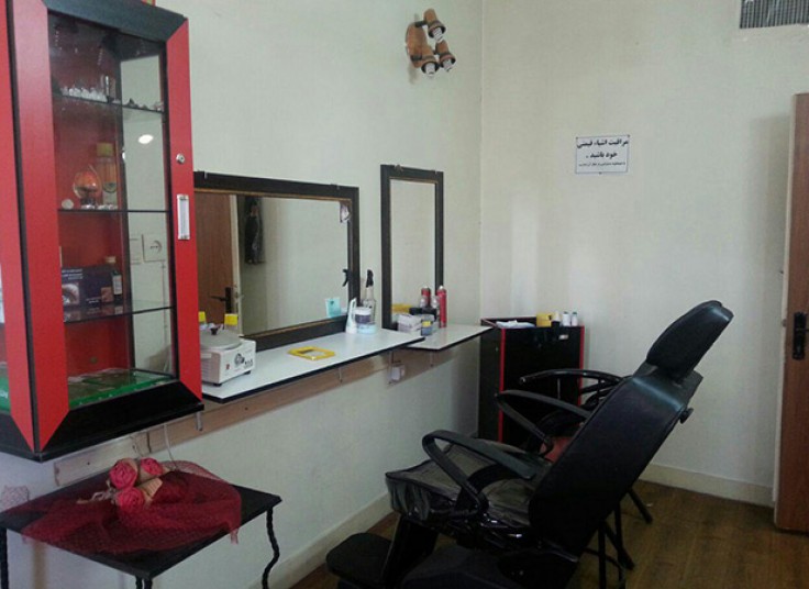 خدمات ناخن سالن زیبایی گلارس