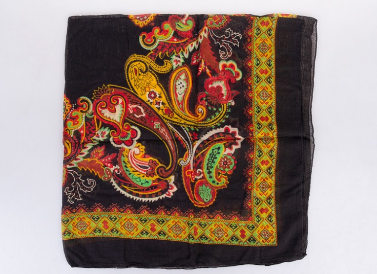 روسری نخی طرح اسلیمی