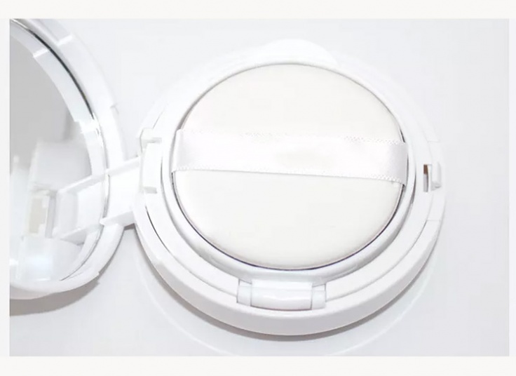 کوشن روشن کننده و سفید کننده برند rorec