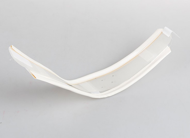 گردن بند طبی