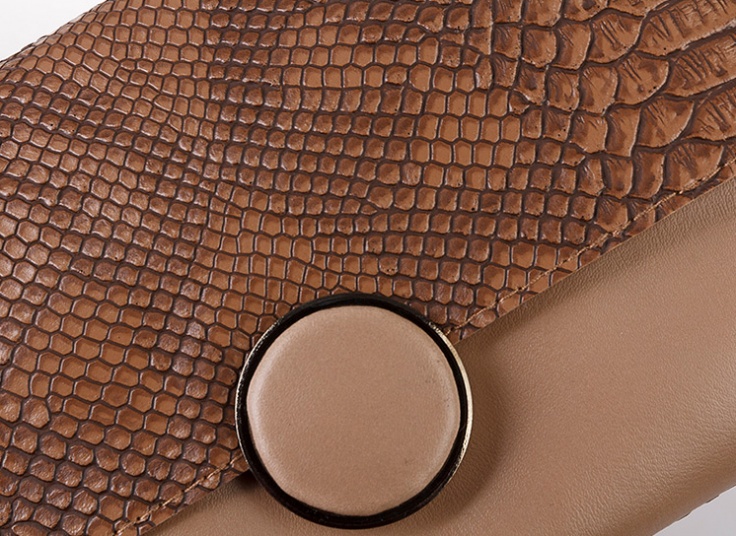 کیف کج زنانه Round Button