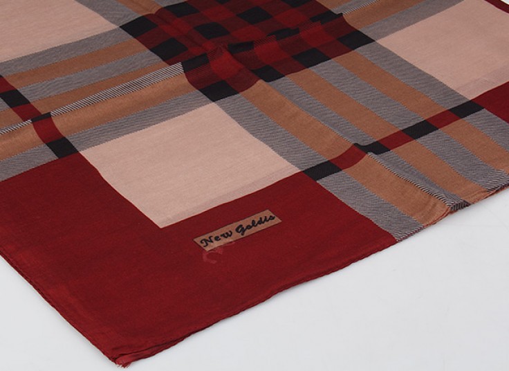 شال و روسری طرح Burberry